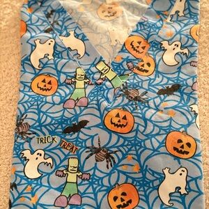 Uniform Advantage Halloween Themed Top - Blue and Orange